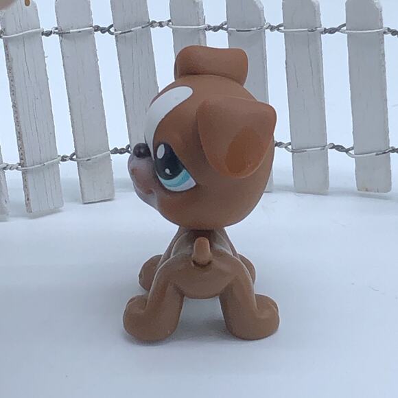 Authentic Littlest Pet Shop #83 Boxer 2005 - Dog - Picture 4 of 5
